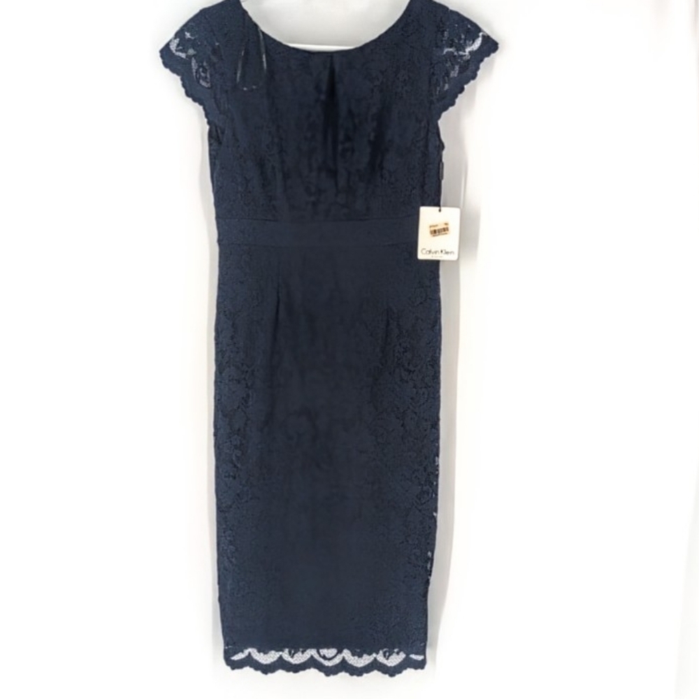 Calvin Klein Dress Size 4 NWT .